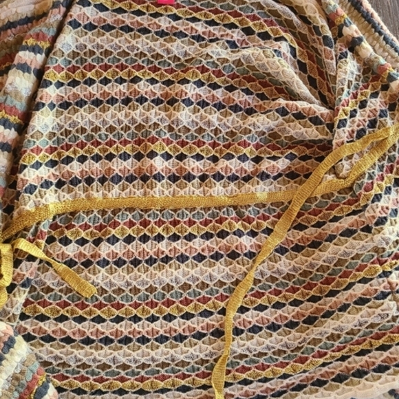 Betsey Johnson Metallic Striped Knit Poncho Wrap - O/S Boho Glam Shawl - Picture 13 of 14